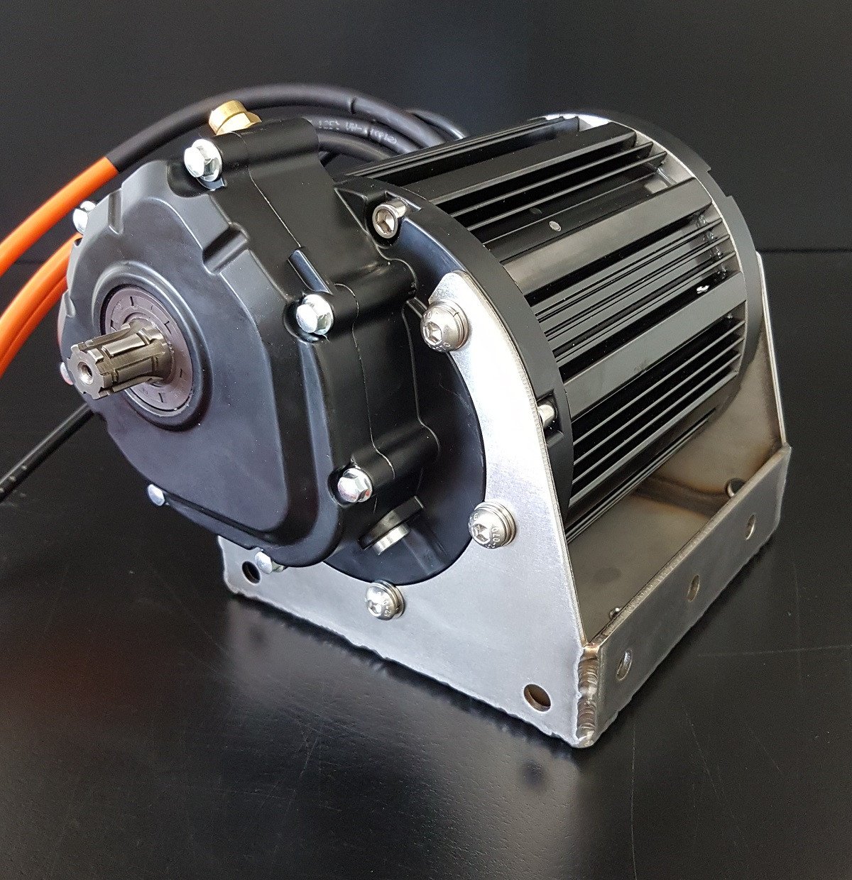ELMOFO QS138 90H V3 Go Kart Motor Mount 1